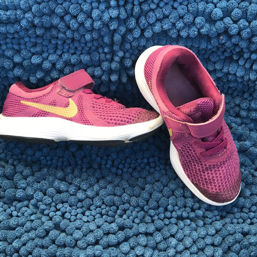 Nike kids shoes